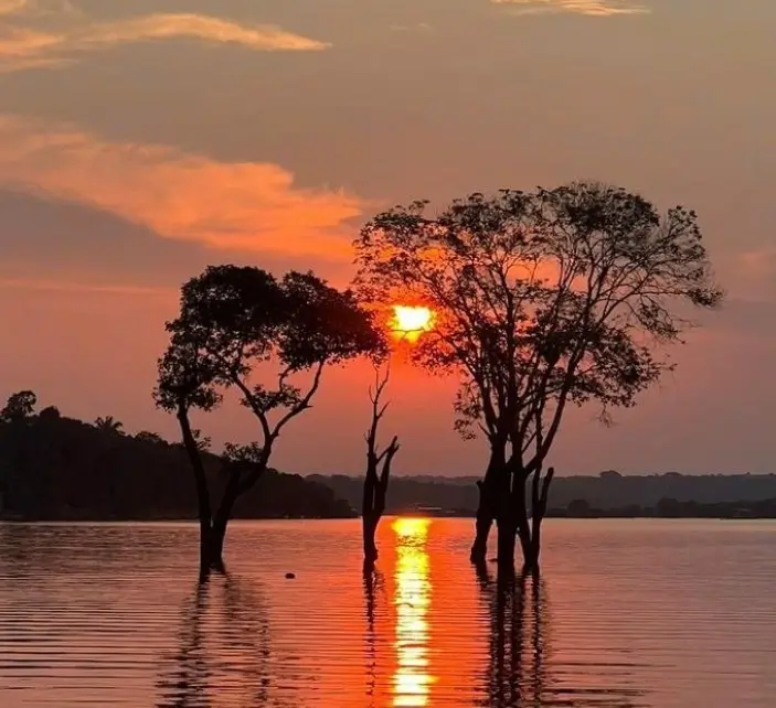Pôr do sol na Amazônia
